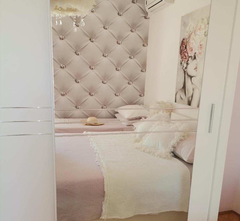 Nina Hotel Baška Voda Екстериор снимка